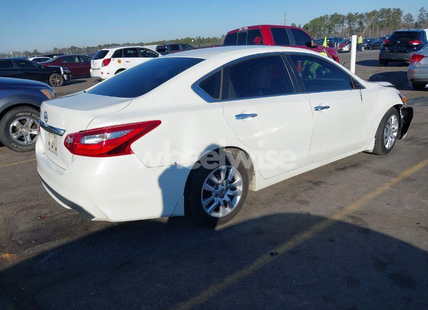 Photo 4 of 2016 Nissan Altima 2.5 S (VIN 1N4AL3AP7GN392910)