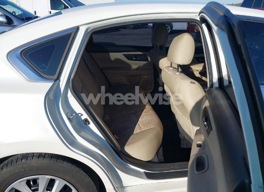 Photo 8 of 2016 Nissan Altima 2.5 S (VIN 1N4AL3AP7GN392910)