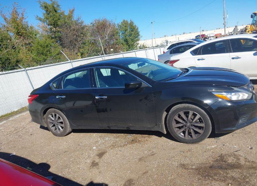 Photo 13 of 2017 Nissan Altima 2.5 SV (VIN 1N4AL3AP7HC108348)