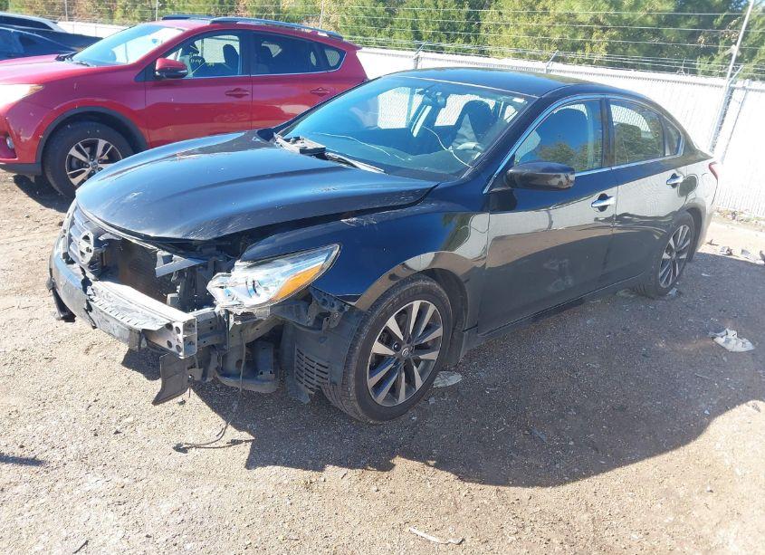 Photo 2 of 2017 Nissan Altima 2.5 SV (VIN 1N4AL3AP7HC108348)
