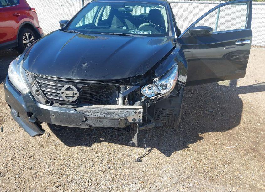 Photo 6 of 2017 Nissan Altima 2.5 SV (VIN 1N4AL3AP7HC108348)