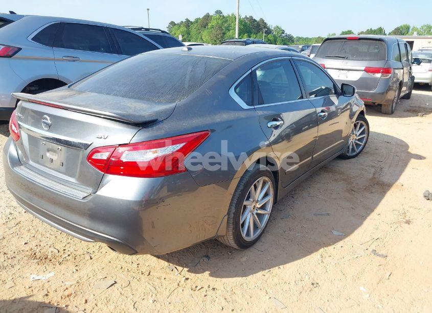 Photo 4 of 2017 Nissan Altima 2.5 SV (VIN 1N4AL3AP7HC112822)