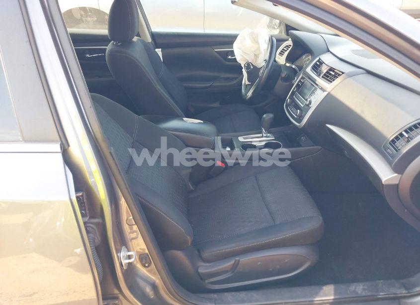 Photo 5 of 2017 Nissan Altima 2.5 SV (VIN 1N4AL3AP7HC112822)