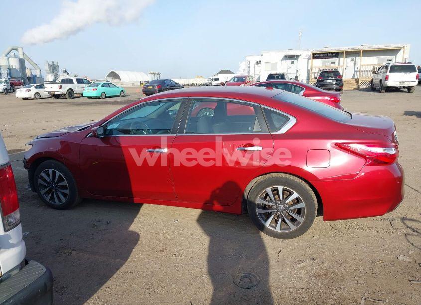 Photo 14 of 2017 Nissan Altima 2.5/2.5 S/2.5 SL/2.5 SR/2.5 SV (VIN 1N4AL3AP7HC120984)