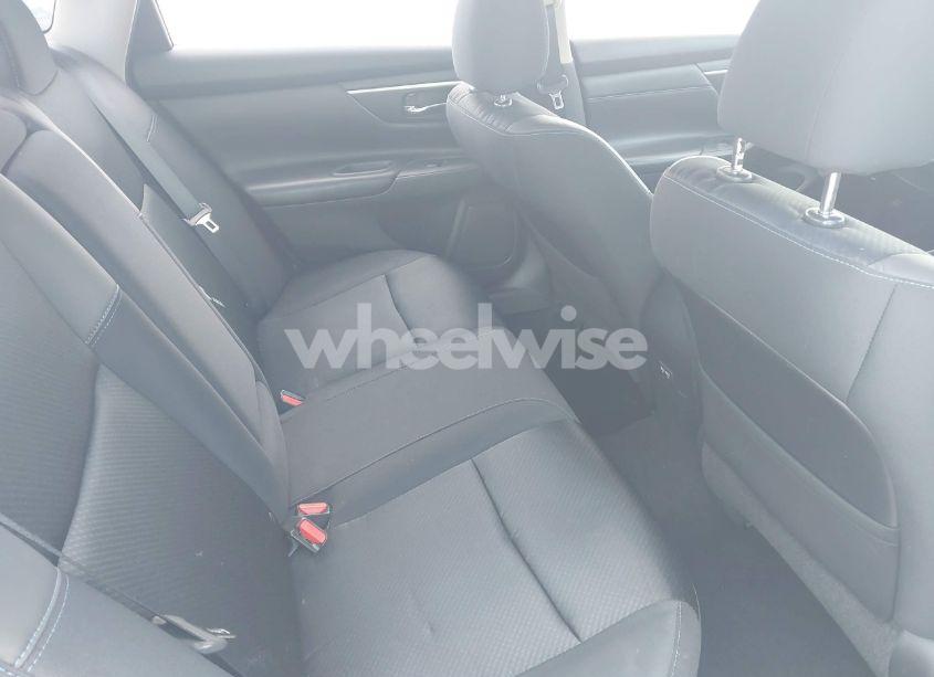 Photo 8 of 2017 Nissan Altima 2.5 SR (VIN 1N4AL3AP7HC126624)