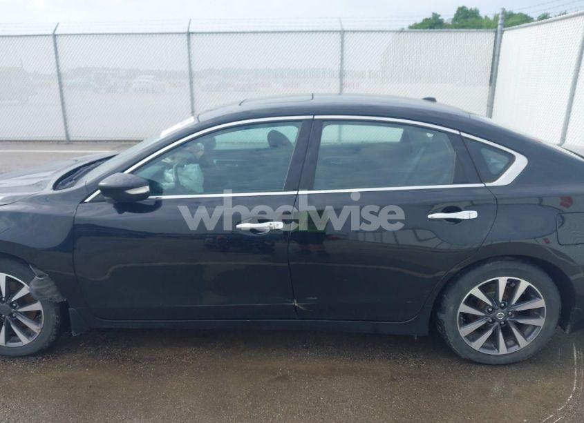 Photo 14 of 2017 Nissan Altima 2.5 SV (VIN 1N4AL3AP7HC132911)