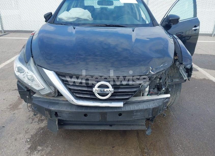 Photo 6 of 2017 Nissan Altima 2.5 SV (VIN 1N4AL3AP7HC132911)