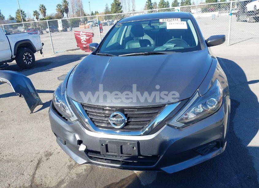 Photo 13 of 2017 Nissan Altima 2.5 SR (VIN 1N4AL3AP7HC133329)