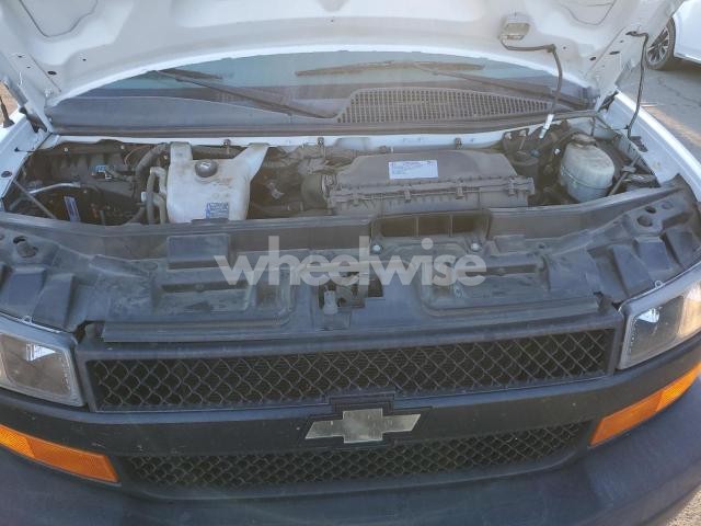 Photo 2 of 2018 CHEVROLET EXPRESS G2500 (VIN 1N4AL3AP7HC151619)