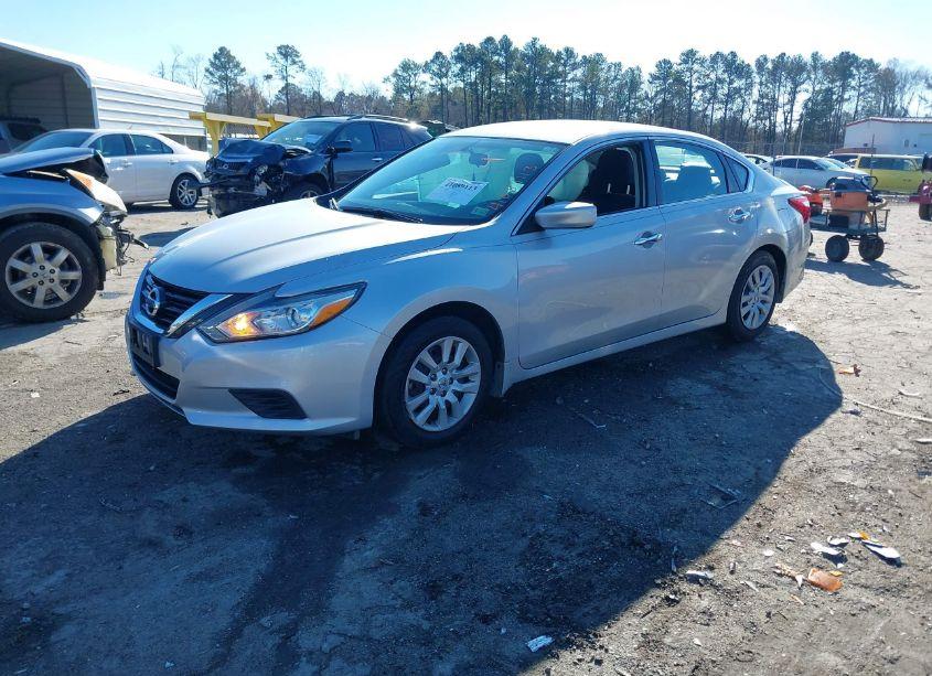 Photo 2 of 2017 Nissan Altima 2.5 S (VIN 1N4AL3AP7HC155007)