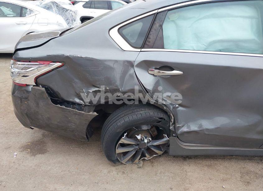 Photo 6 of 2017 Nissan Altima 2.5 SV (VIN 1N4AL3AP7HC158277)