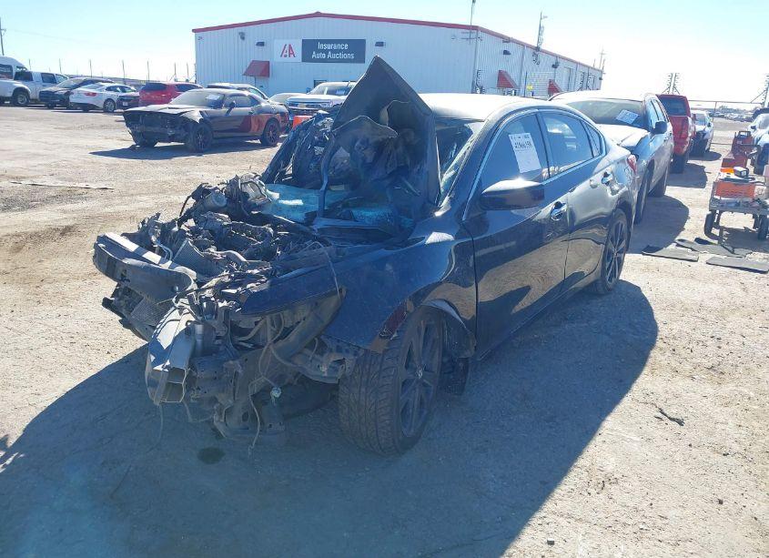 Photo 2 of 2017 Nissan Altima 2.5 SR (VIN 1N4AL3AP7HC168663)