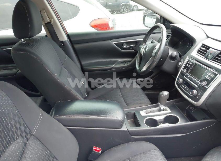 Photo 5 of 2017 Nissan Altima 2.5 SV (VIN 1N4AL3AP7HC182434)