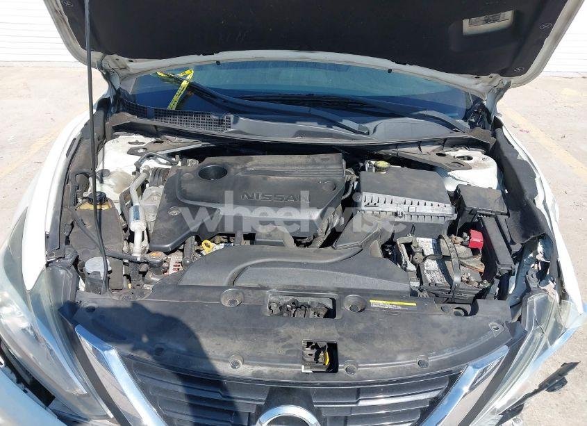 Photo 10 of 2017 Nissan Altima 2.5 S (VIN 1N4AL3AP7HC198164)