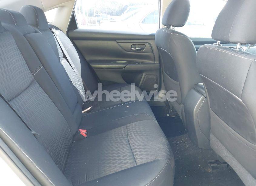 Photo 8 of 2017 Nissan Altima 2.5 S (VIN 1N4AL3AP7HC198164)