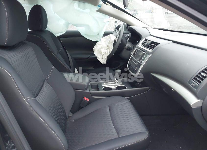 Photo 5 of 2017 Nissan Altima 2.5 S (VIN 1N4AL3AP7HC199458)