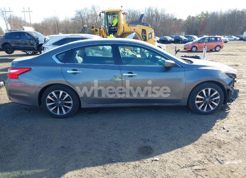Photo 14 of 2017 Nissan Altima 2.5 SV (VIN 1N4AL3AP7HC202665)
