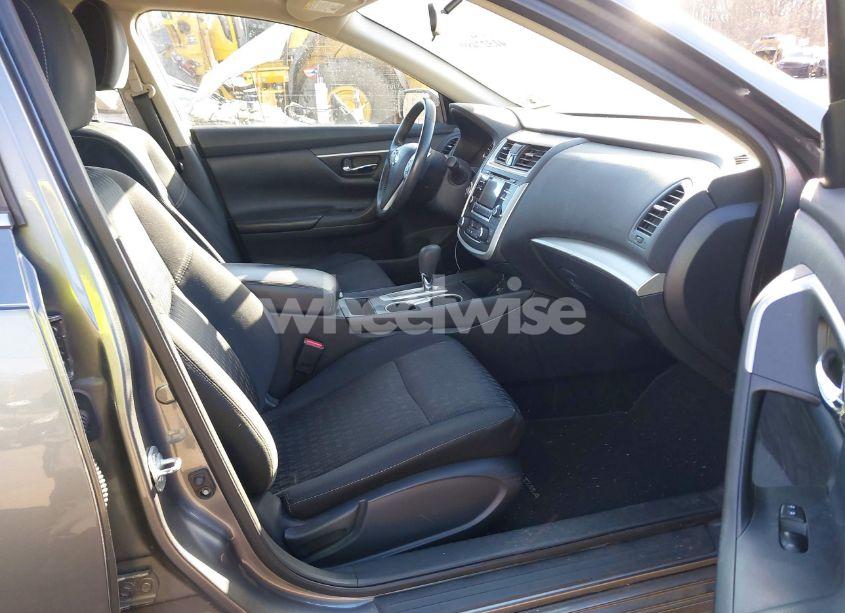 Photo 5 of 2017 Nissan Altima 2.5 SV (VIN 1N4AL3AP7HC202665)