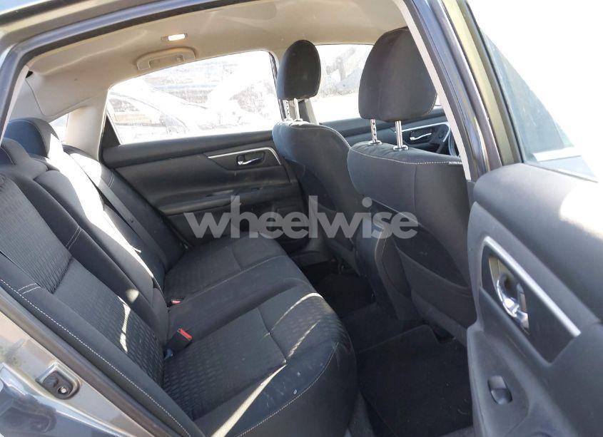 Photo 8 of 2017 Nissan Altima 2.5 SV (VIN 1N4AL3AP7HC202665)