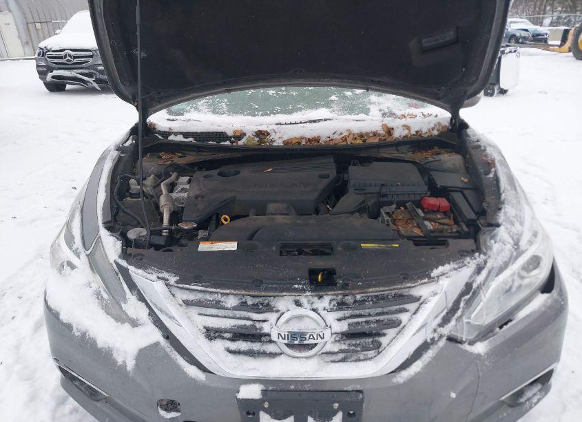 Photo 10 of 2017 Nissan Altima 2.5 SL (VIN 1N4AL3AP7HC217795)