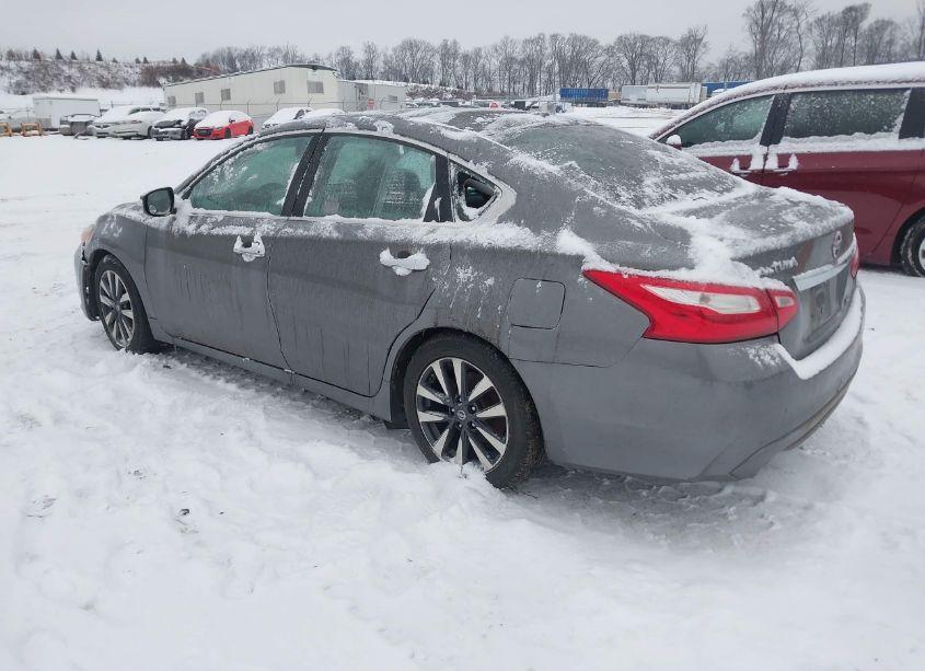 Photo 3 of 2017 Nissan Altima 2.5 SL (VIN 1N4AL3AP7HC217795)
