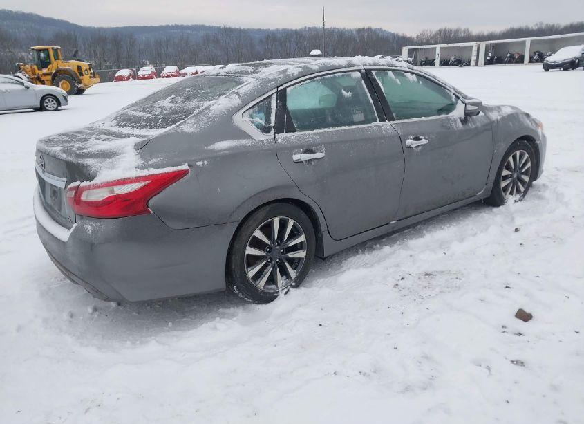 Photo 4 of 2017 Nissan Altima 2.5 SL (VIN 1N4AL3AP7HC217795)
