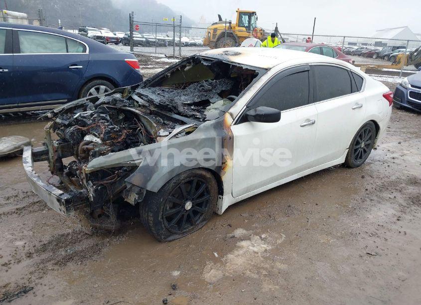 Photo 2 of 2017 Nissan Altima 2.5 S (VIN 1N4AL3AP7HC219160)