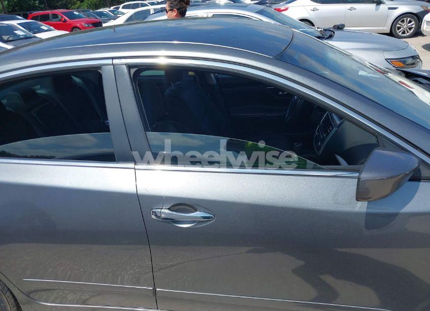 Photo 13 of 2017 Nissan Altima 2.5 S (VIN 1N4AL3AP7HC220535)