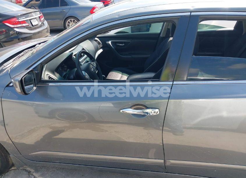 Photo 14 of 2017 Nissan Altima 2.5 S (VIN 1N4AL3AP7HC220535)