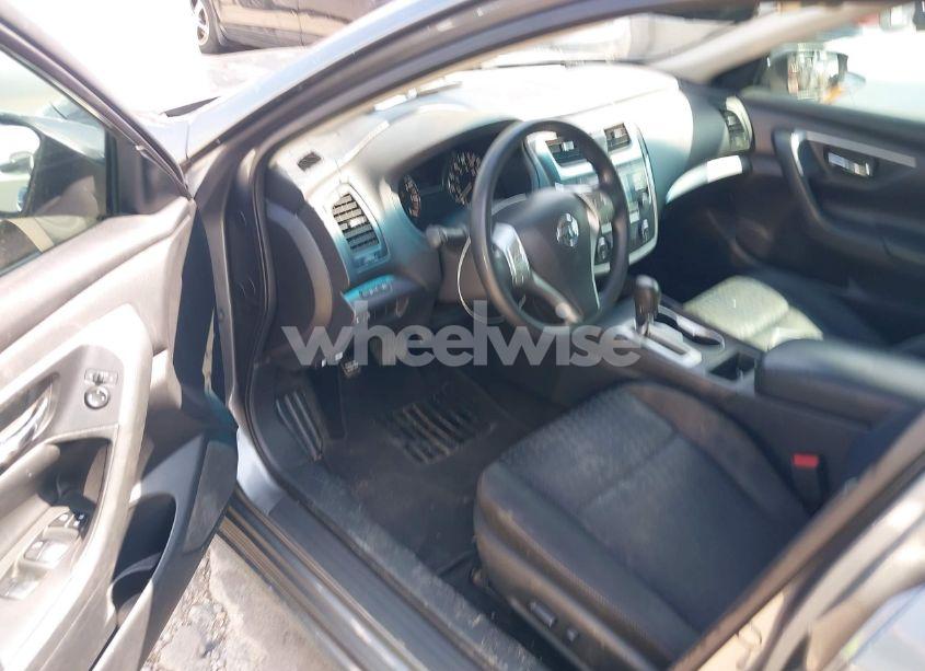 Photo 17 of 2017 Nissan Altima 2.5 S (VIN 1N4AL3AP7HC220535)