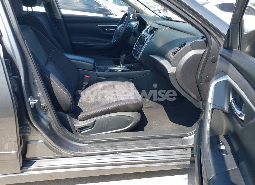 Photo 5 of 2017 Nissan Altima 2.5 S (VIN 1N4AL3AP7HC220535)