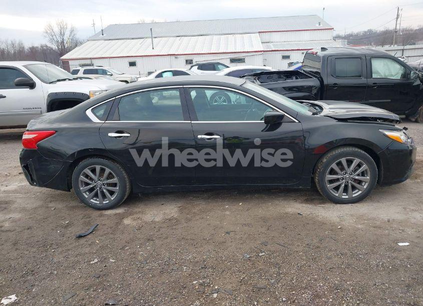 Photo 13 of 2017 Nissan Altima 2.5 SV (VIN 1N4AL3AP7HC226304)