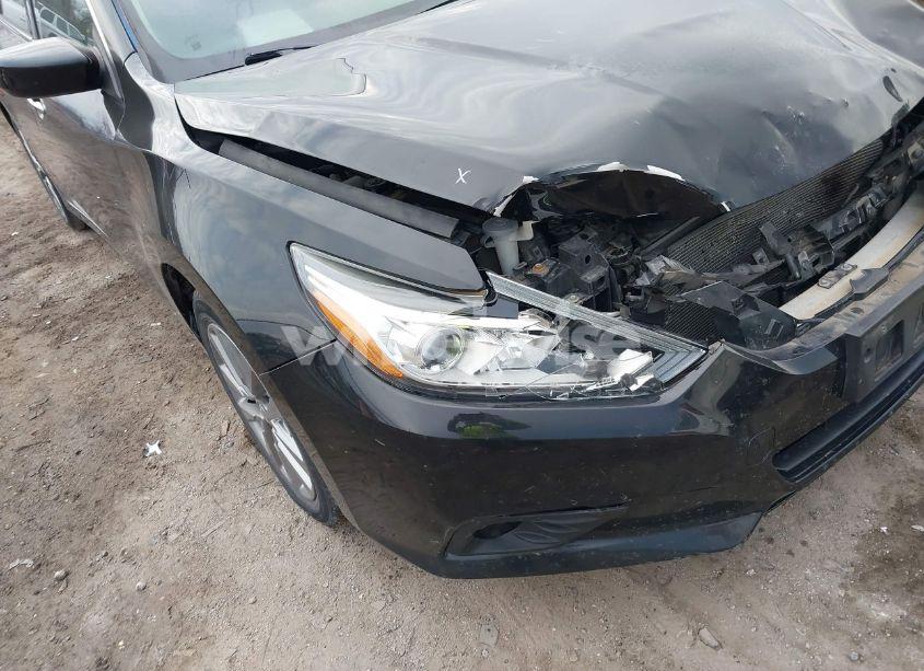 Photo 6 of 2017 Nissan Altima 2.5 SV (VIN 1N4AL3AP7HC226304)