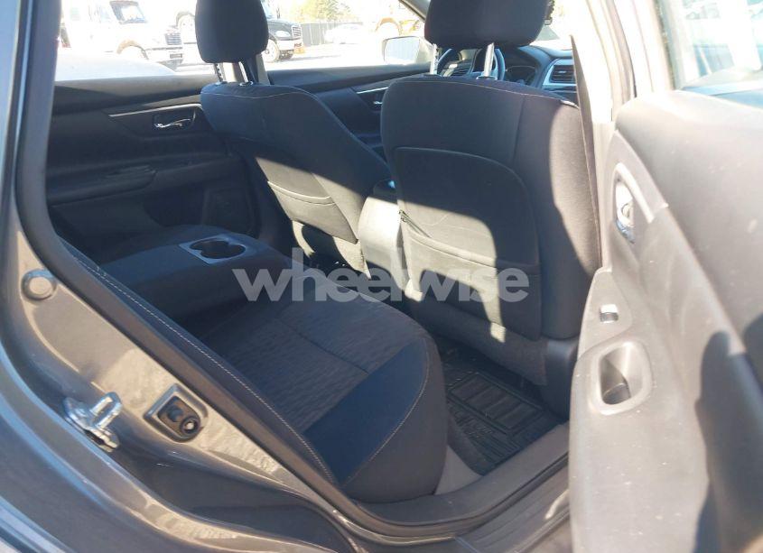 Photo 8 of 2017 Nissan Altima 2.5 SV (VIN 1N4AL3AP7HC227386)