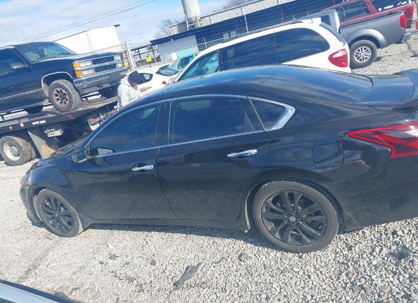 Photo 14 of 2017 Nissan Altima 2.5 SR (VIN 1N4AL3AP7HC229025)