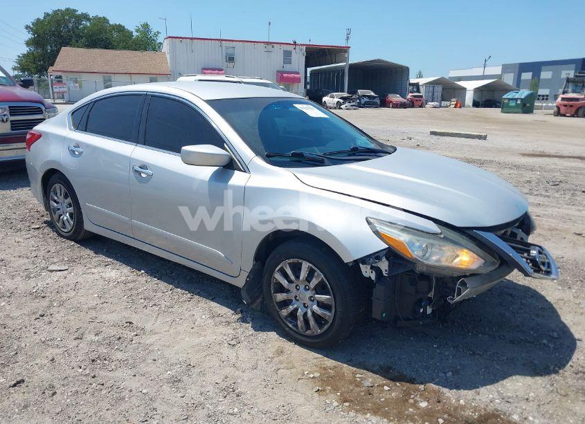 2017 Nissan Altima 2.5 S (VIN 1N4AL3AP7HC241157) main photo
