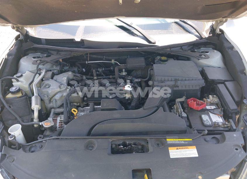 Photo 10 of 2017 Nissan Altima 2.5 S (VIN 1N4AL3AP7HC241157)