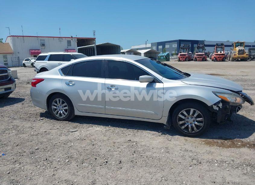 Photo 14 of 2017 Nissan Altima 2.5 S (VIN 1N4AL3AP7HC241157)