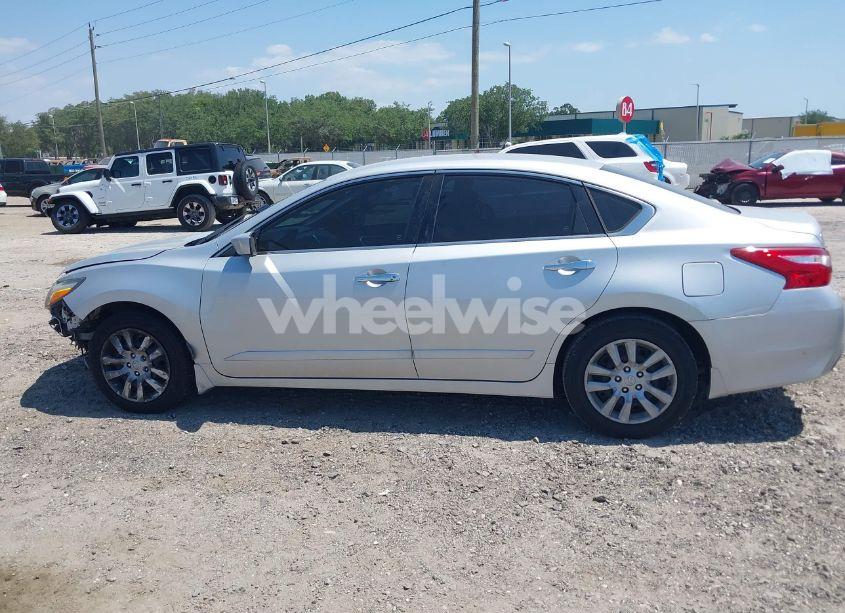 Photo 15 of 2017 Nissan Altima 2.5 S (VIN 1N4AL3AP7HC241157)