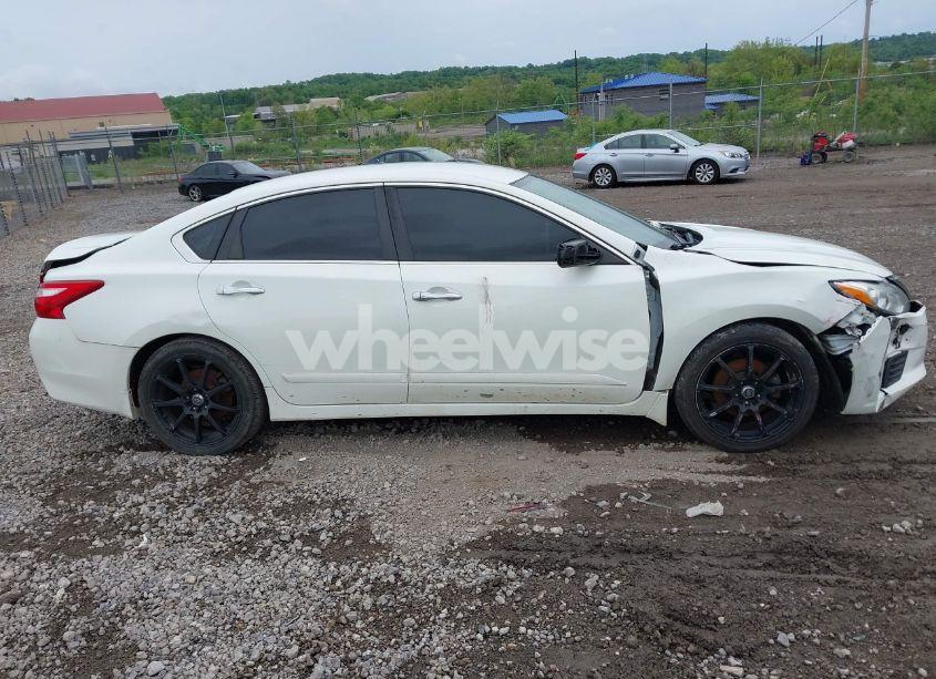 Photo 13 of 2017 Nissan Altima 2.5 S (VIN 1N4AL3AP7HC242034)