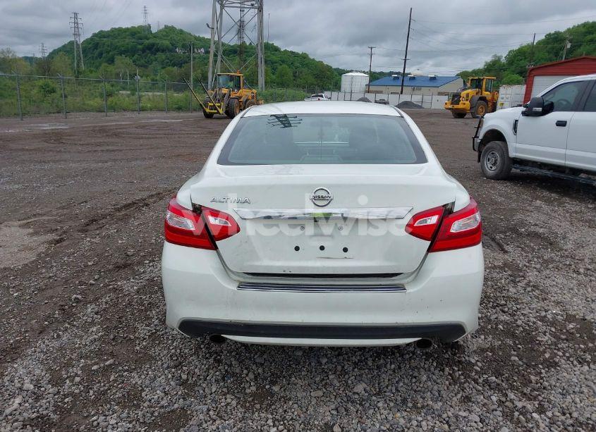 Photo 16 of 2017 Nissan Altima 2.5 S (VIN 1N4AL3AP7HC242034)