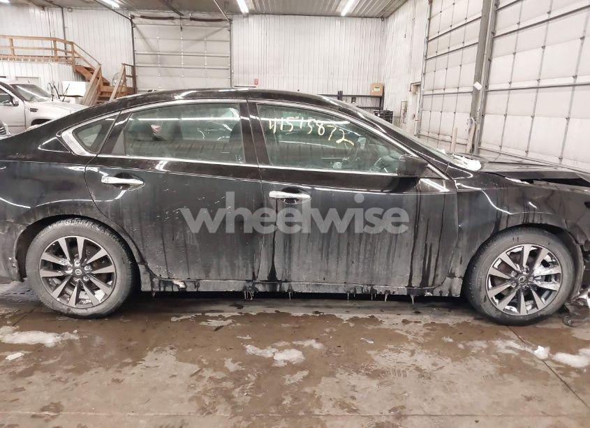 Photo 14 of 2017 Nissan Altima 2.5 SV (VIN 1N4AL3AP7HC247721)