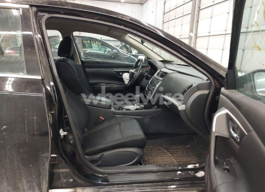 Photo 5 of 2017 Nissan Altima 2.5 SV (VIN 1N4AL3AP7HC247721)