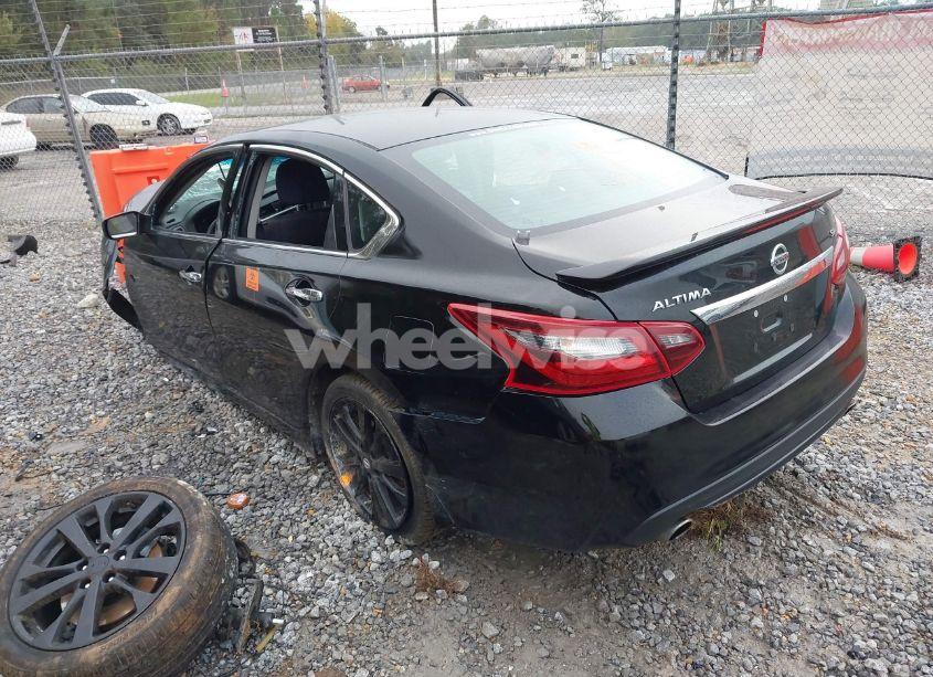 Photo 3 of 2017 Nissan Altima 2.5 SR (VIN 1N4AL3AP7HC248772)