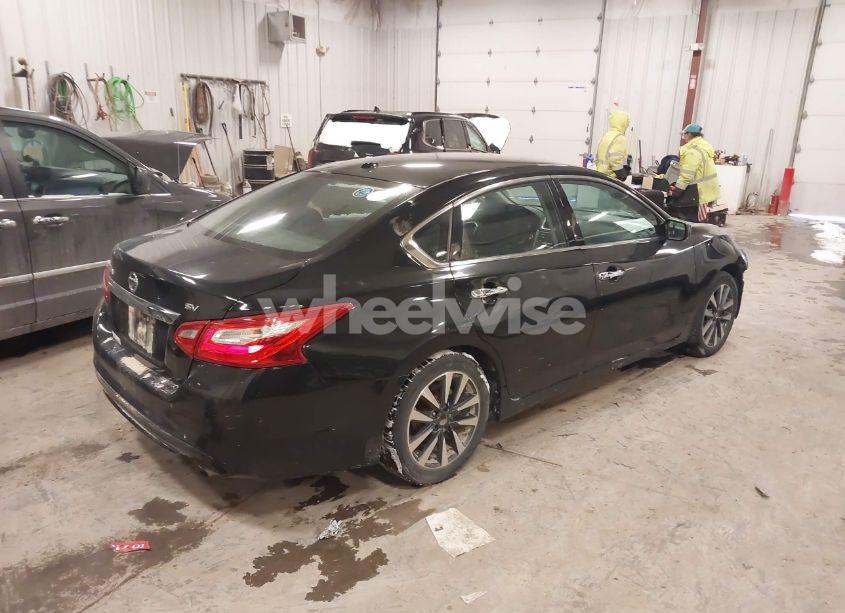 Photo 4 of 2017 Nissan Altima 2.5 SV (VIN 1N4AL3AP7HC250442)