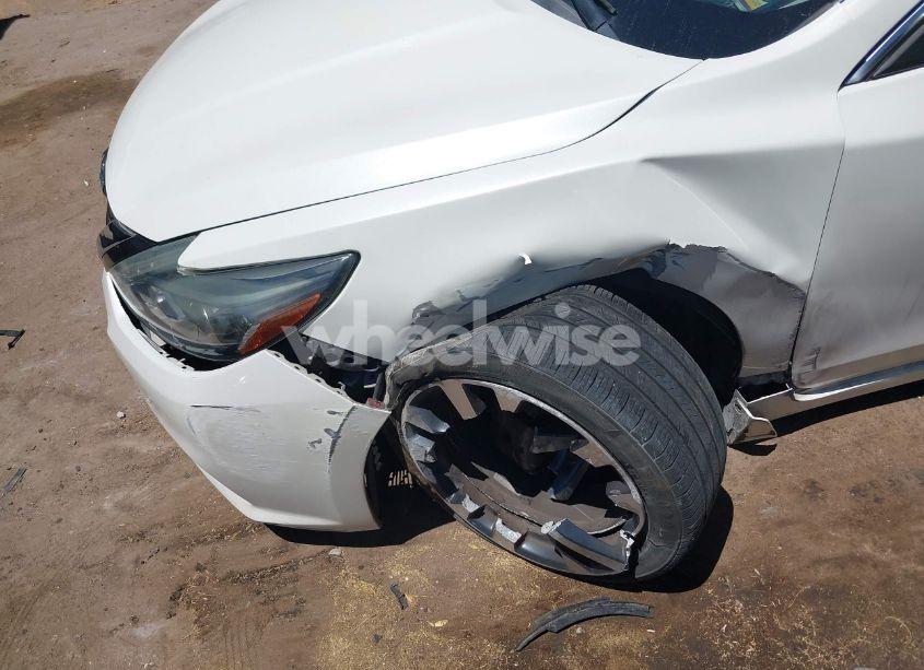 Photo 6 of 2017 Nissan Altima 2.5 SR (VIN 1N4AL3AP7HC261134)