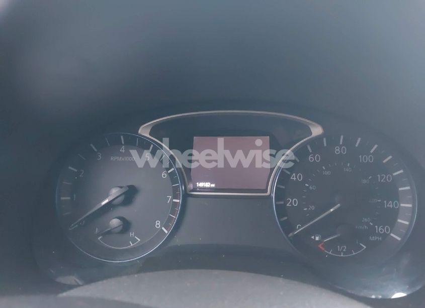 Photo 7 of 2017 Nissan Altima 2.5 SR (VIN 1N4AL3AP7HC263627)