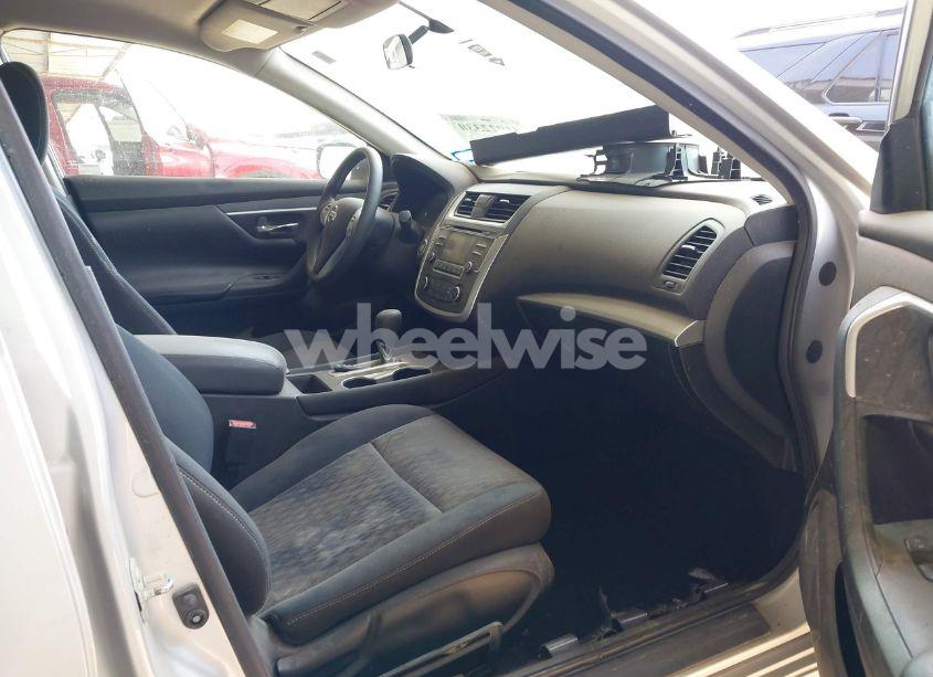 Photo 5 of 2017 Nissan Altima 2.5 S (VIN 1N4AL3AP7HC264695)