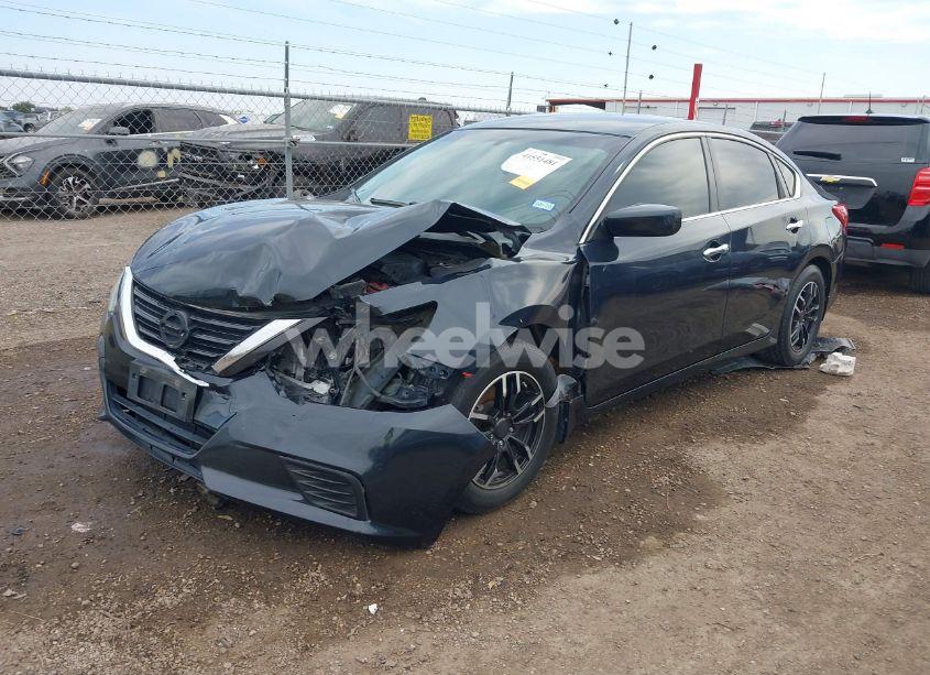 Photo 2 of 2017 Nissan Altima 2.5 S (VIN 1N4AL3AP7HC273333)