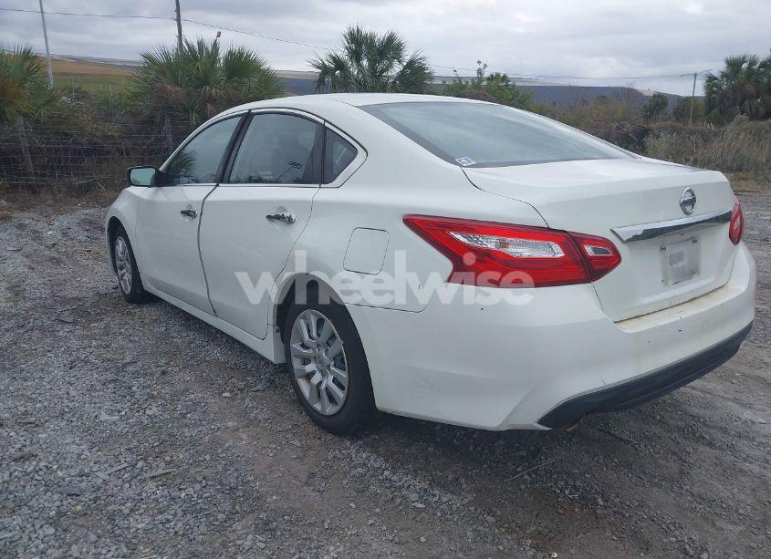 Photo 3 of 2017 Nissan Altima 2.5 S (VIN 1N4AL3AP7HC284896)